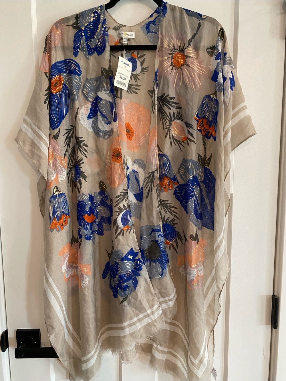 NWT Woven Heart Floral Kimono Top